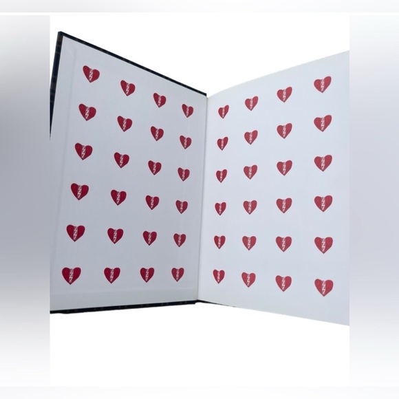 Fendi Notebook - Picture 4 of 9